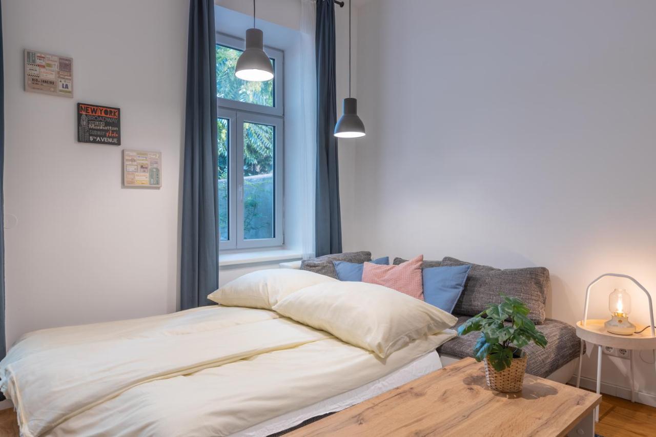Cozy Apartment, 2 Private Terraces, 8 Min To City Center Вена Экстерьер фото