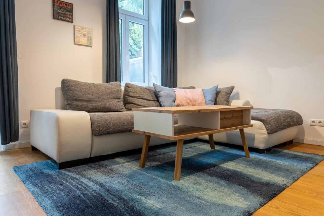 Cozy Apartment, 2 Private Terraces, 8 Min To City Center Вена Экстерьер фото