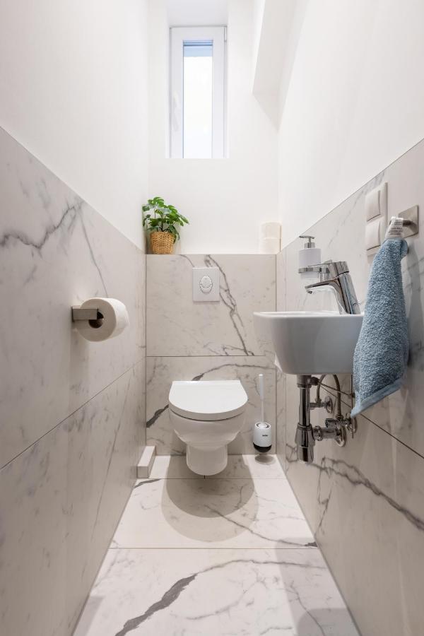 Cozy Apartment, 2 Private Terraces, 8 Min To City Center Вена Экстерьер фото